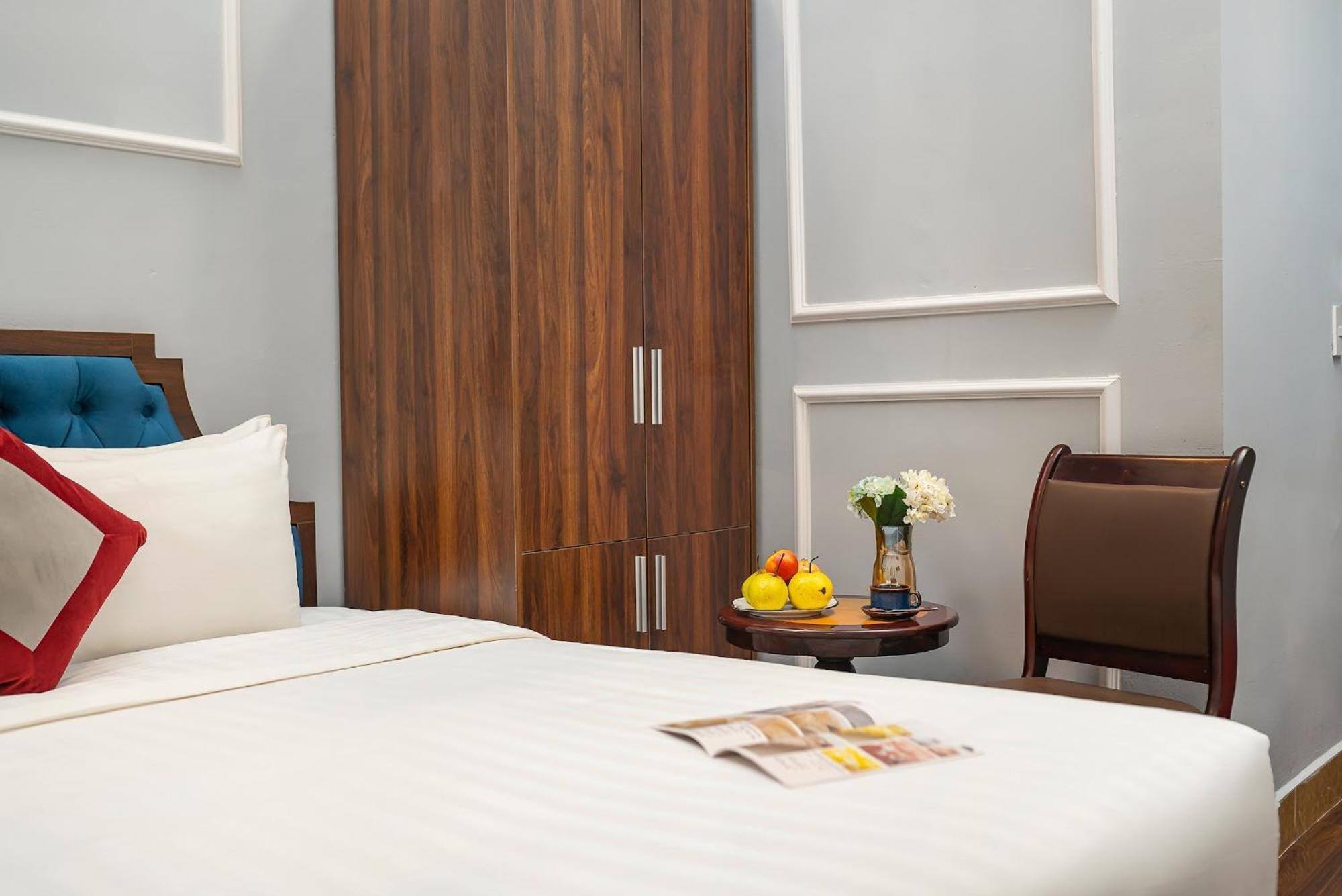 La Renta Premier Hotel & Spa Hanoi Exterior photo