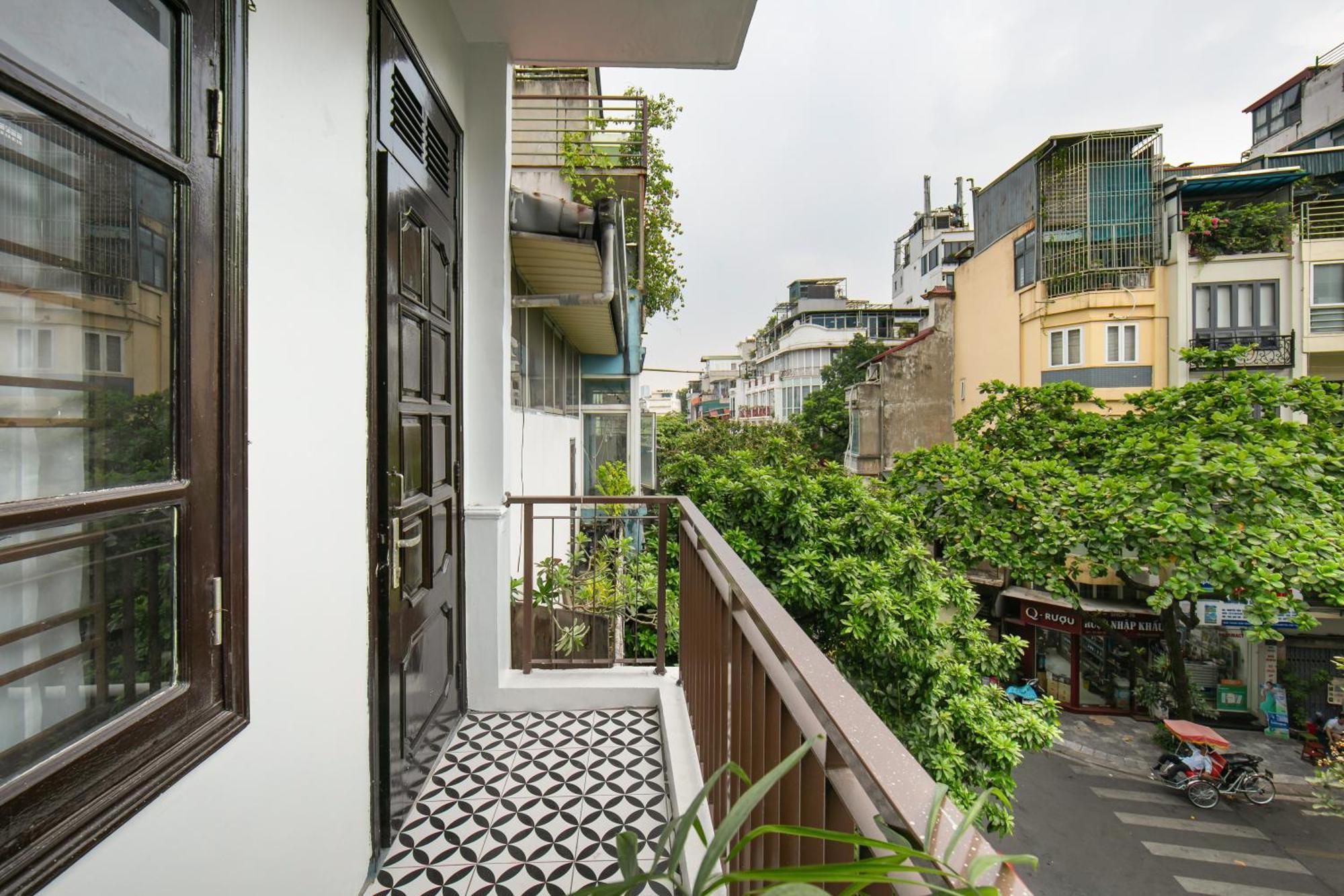 La Renta Premier Hotel & Spa Hanoi Exterior photo